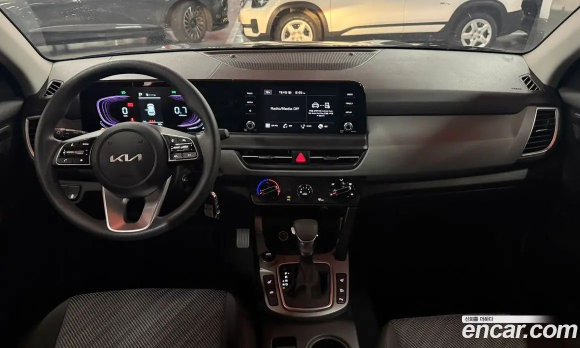 Kia Seltos 2024 2.0 автомат (гидро), фото 15 Kia Seltos 2024 2.0 автомат (гидро), фото 15