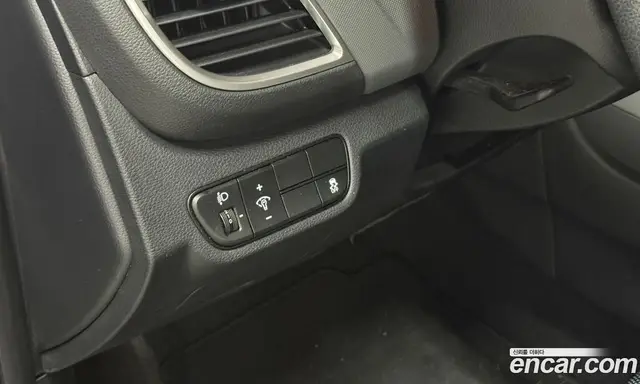 Kia Seltos 2024 2.0 автомат (гидро), миниатюра 7 Kia Seltos 2024 2.0 автомат (гидро), миниатюра 7