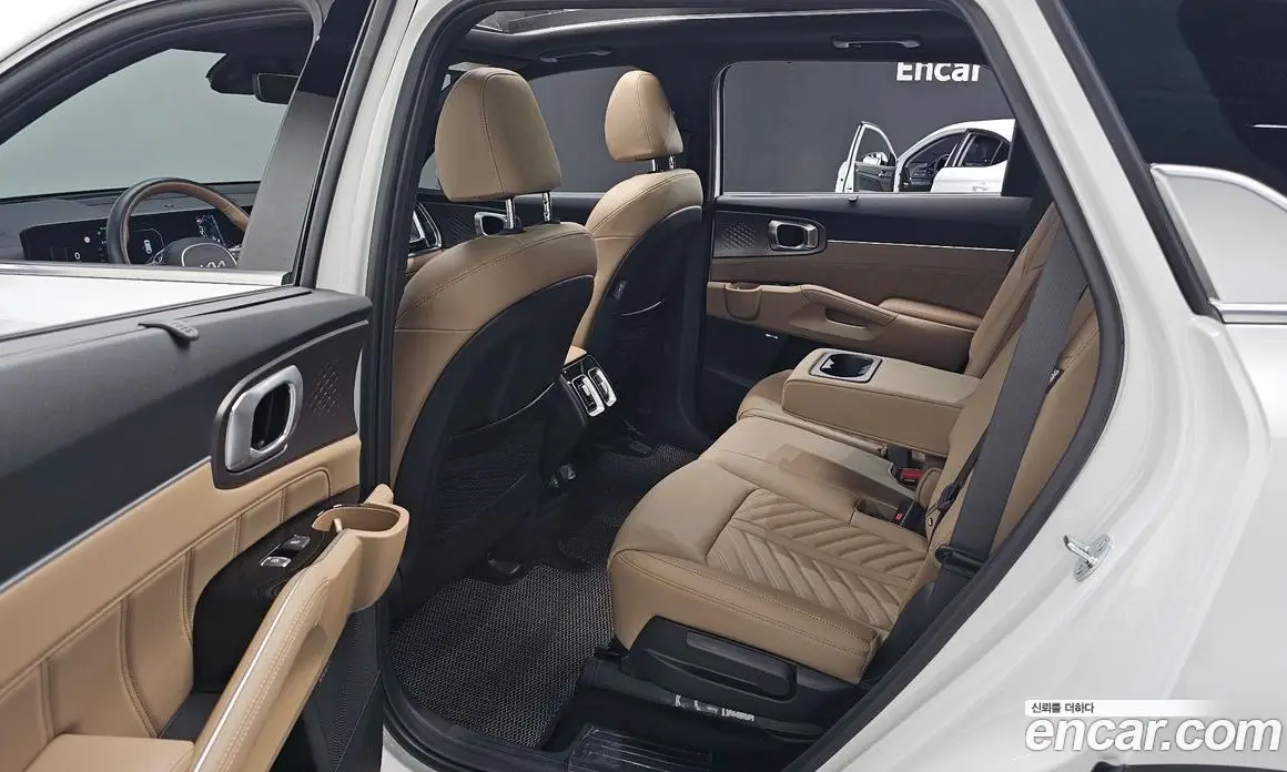 Kia Sorento 2024 1.6 автомат (гидро), фото 18 Kia Sorento 2024 1.6 автомат (гидро), фото 18