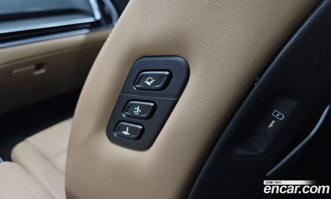 Kia Sorento 2024 1.6 автомат (гидро), фото 34 Kia Sorento 2024 1.6 автомат (гидро), фото 34