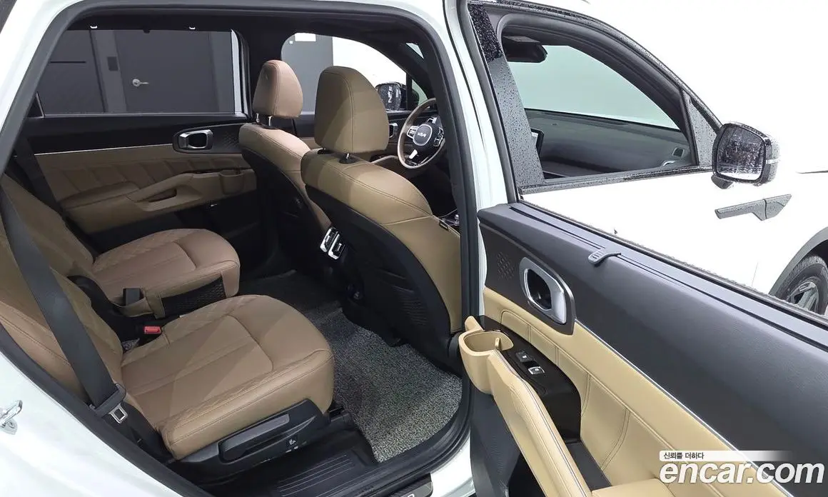 Kia Sorento 2024 1.6 автомат (гидро), фото 17 Kia Sorento 2024 1.6 автомат (гидро), фото 17