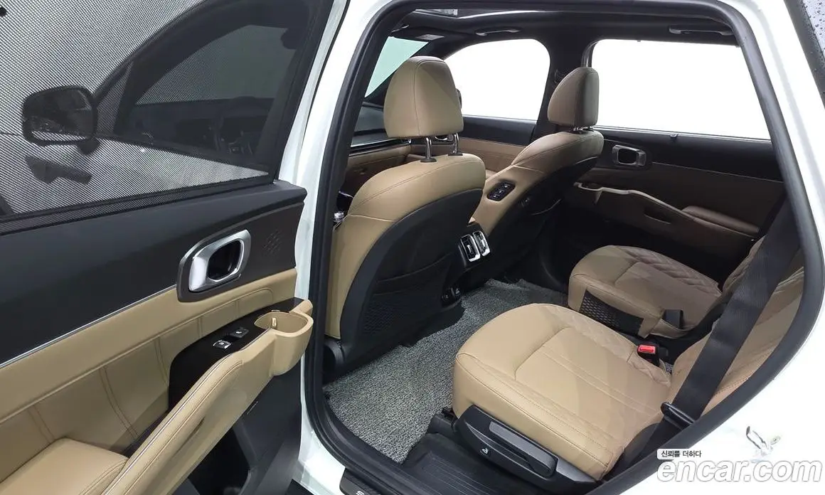 Kia Sorento 2024 1.6 автомат (гидро), фото 18 Kia Sorento 2024 1.6 автомат (гидро), фото 18