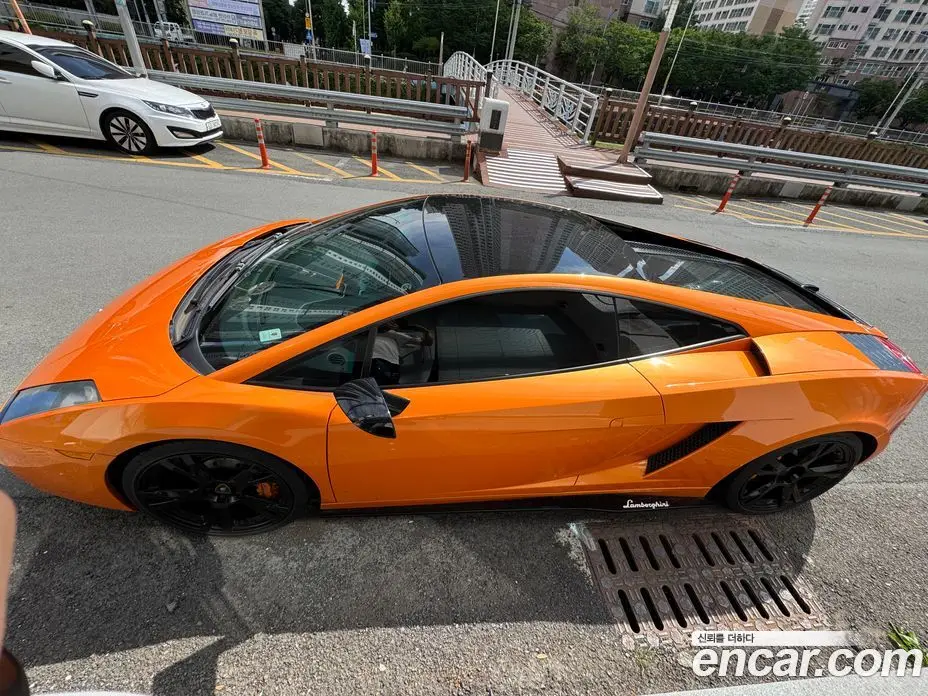 Lamborghini Gallardo 2006 5.0 автомат (гидро), фото 4 Lamborghini Gallardo 2006 5.0 автомат (гидро), фото 4