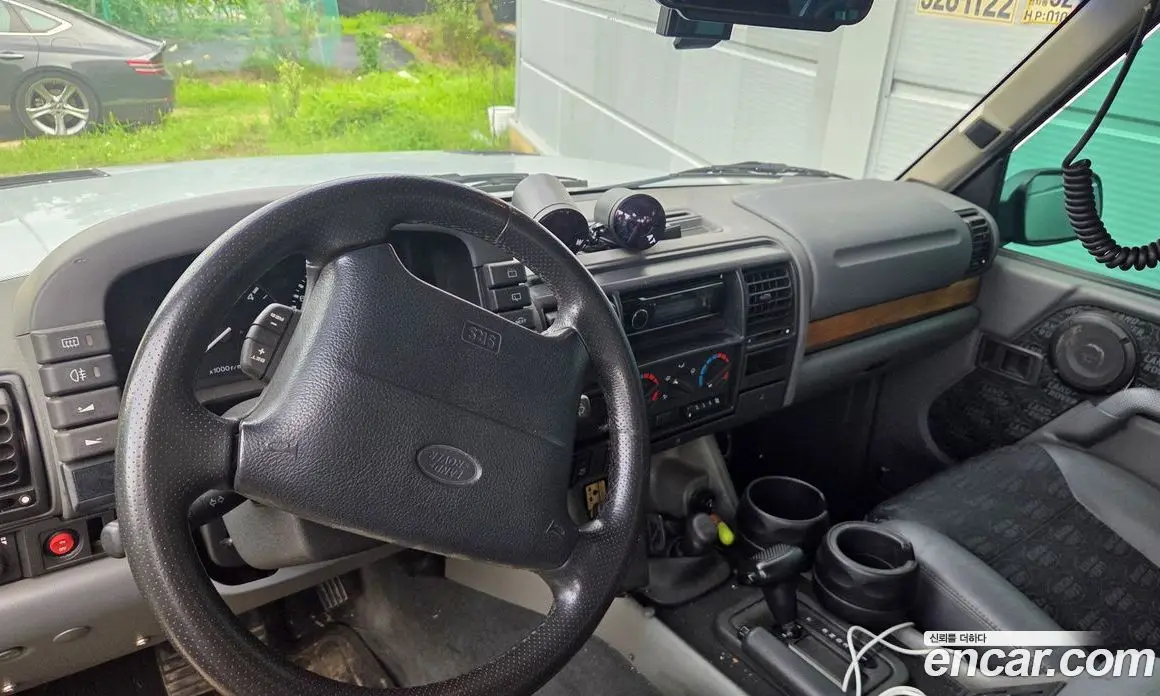 Land Rover Discovery 1997 3.9 автомат (гидро), фото 6 Land Rover Discovery 1997 3.9 автомат (гидро), фото 6