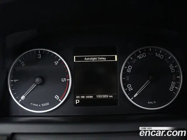 Land Rover Discovery 2014 3.0 автомат (гидро), миниатюра 11 Land Rover Discovery 2014 3.0 автомат (гидро), миниатюра 11