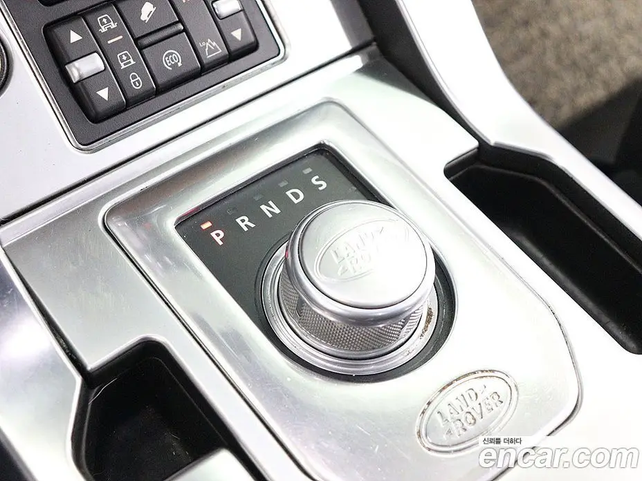 Land Rover Discovery 2014 3.0 автомат (гидро), фото 9 Land Rover Discovery 2014 3.0 автомат (гидро), фото 9