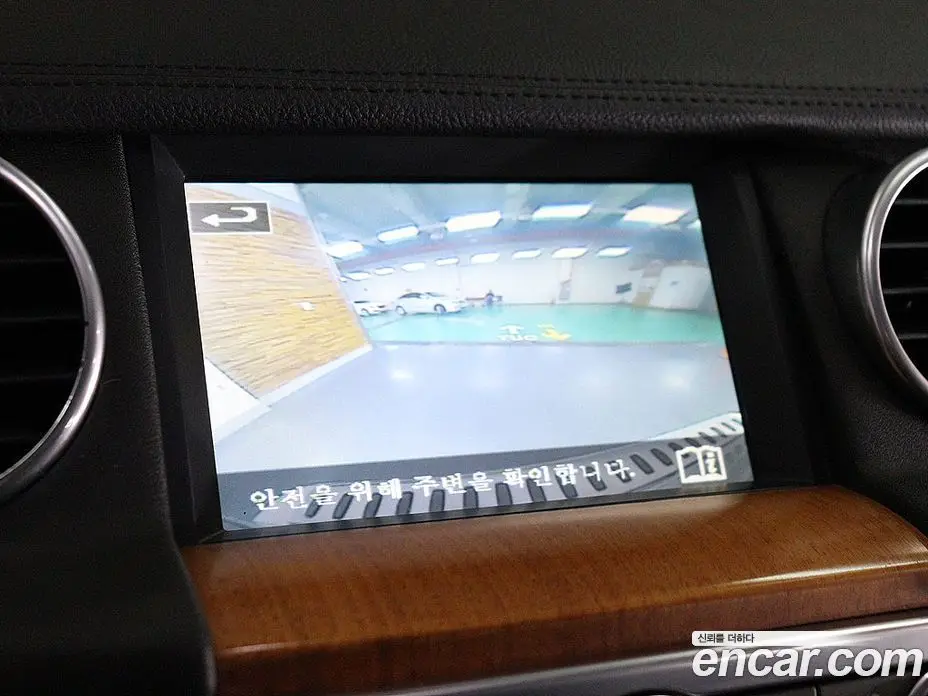 Land Rover Discovery 2014 3.0 автомат (гидро), фото 10 Land Rover Discovery 2014 3.0 автомат (гидро), фото 10