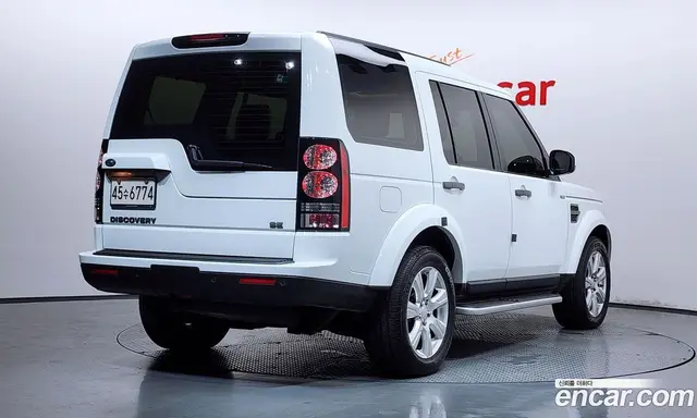 Land Rover Discovery 2015 3.0 автомат (гидро), миниатюра 2 Land Rover Discovery 2015 3.0 автомат (гидро), миниатюра 2