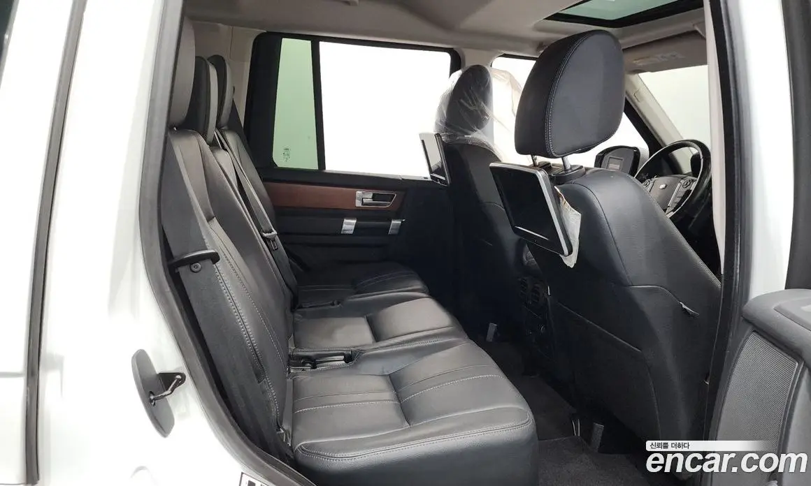 Land Rover Discovery 2015 3.0 автомат (гидро), фото 19 Land Rover Discovery 2015 3.0 автомат (гидро), фото 19