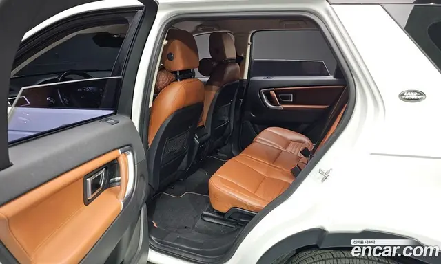 Land Rover Discovery Sport 2016 2.0 автомат (гидро), миниатюра 11