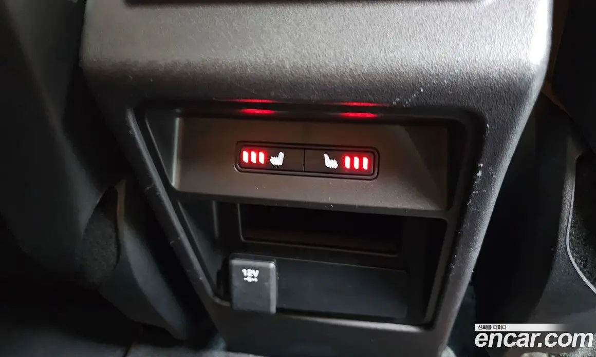 Land Rover Discovery Sport 2016 2.0 автомат (гидро), фото 19