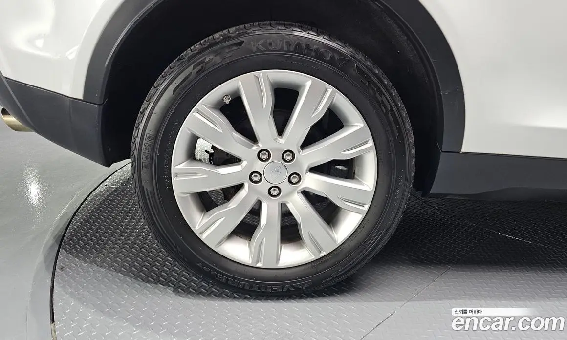 Land Rover Discovery Sport 2016 2.0 автомат (гидро), фото 5