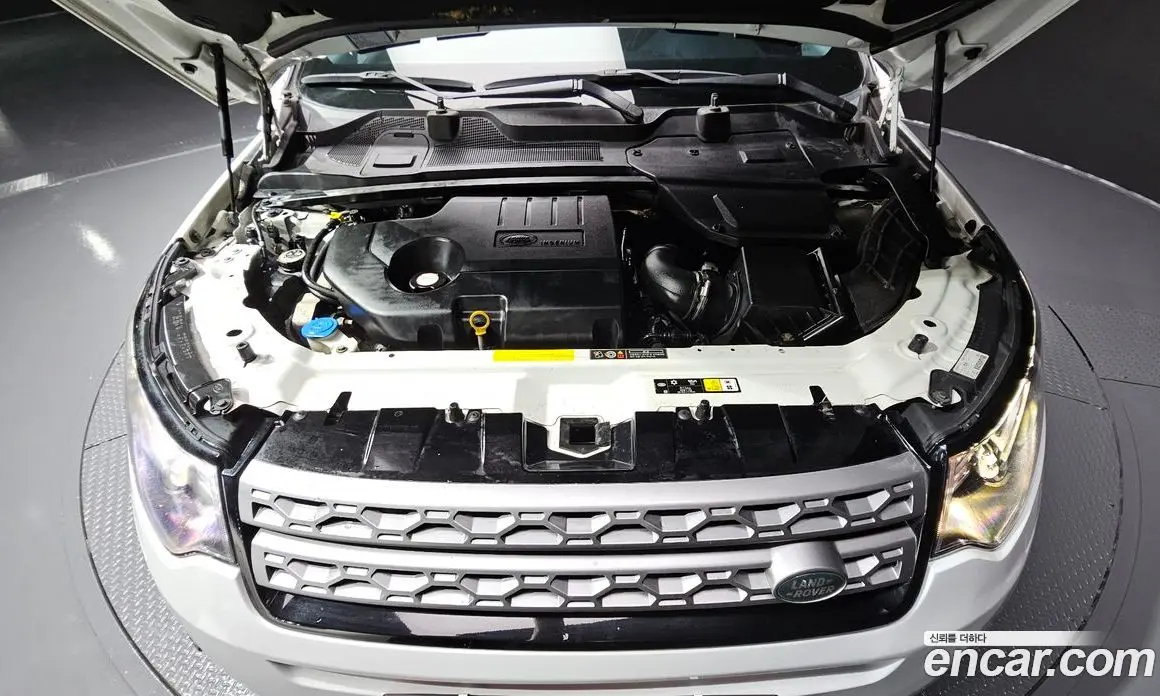 Land Rover Discovery Sport 2016 2.0 автомат (гидро), фото 6