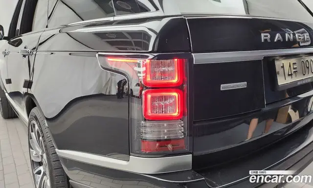Land Rover Range Rover 2015 5.0 автомат (гидро), миниатюра 9 Land Rover Range Rover 2015 5.0 автомат (гидро), миниатюра 9
