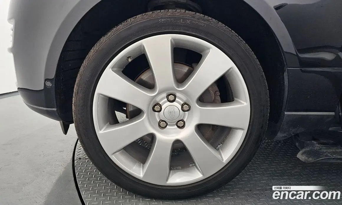 Land Rover Range Rover 2017 5.0 автомат (гидро), фото 5 Land Rover Range Rover 2017 5.0 автомат (гидро), фото 5