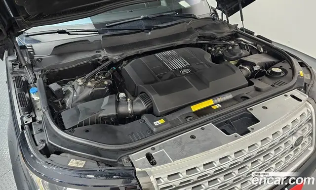 Land Rover Range Rover 2017 5.0 автомат (гидро), миниатюра 6 Land Rover Range Rover 2017 5.0 автомат (гидро), миниатюра 6