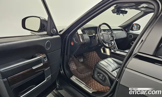 Land Rover Range Rover 2017 5.0 автомат (гидро), миниатюра 10 Land Rover Range Rover 2017 5.0 автомат (гидро), миниатюра 10
