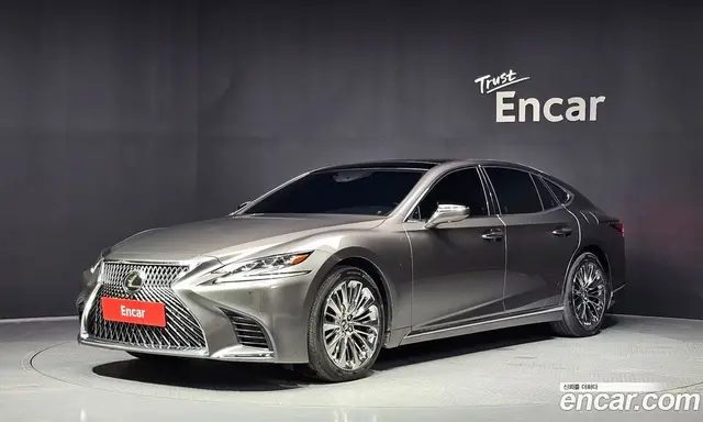 Lexus LS, 2019, 185 227 км Lexus LS, 2019, 185 227 км