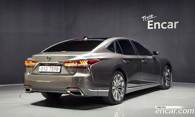 Lexus LS 2019 3.4 автомат (гидро), миниатюра 2 Lexus LS 2019 3.4 автомат (гидро), миниатюра 2