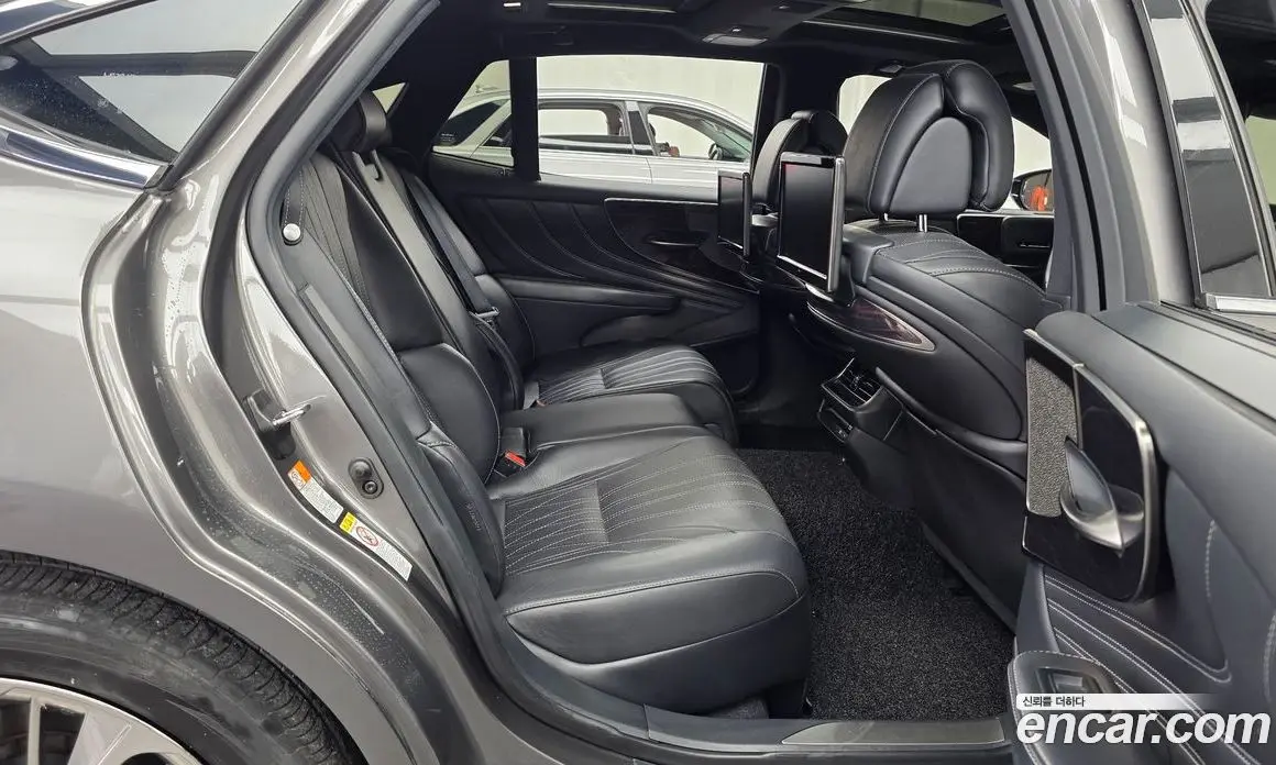 Lexus LS 2019 3.4 автомат (гидро), фото 12 Lexus LS 2019 3.4 автомат (гидро), фото 12