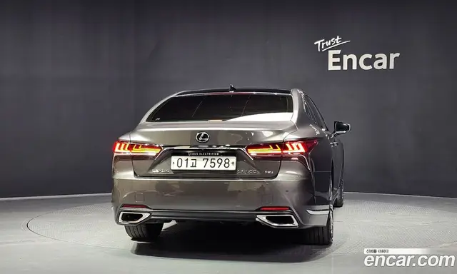 Lexus LS 2019 3.4 автомат (гидро), миниатюра 4 Lexus LS 2019 3.4 автомат (гидро), миниатюра 4