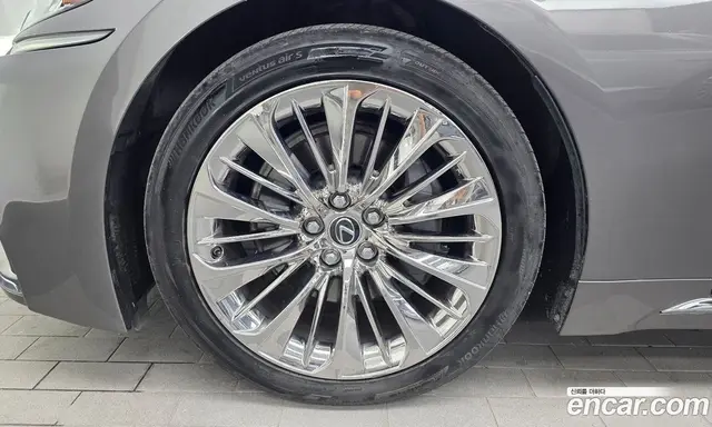 Lexus LS 2019 3.4 автомат (гидро), миниатюра 5 Lexus LS 2019 3.4 автомат (гидро), миниатюра 5