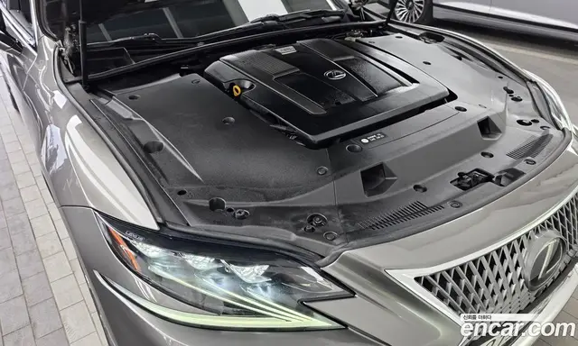 Lexus LS 2019 3.4 автомат (гидро), миниатюра 6 Lexus LS 2019 3.4 автомат (гидро), миниатюра 6