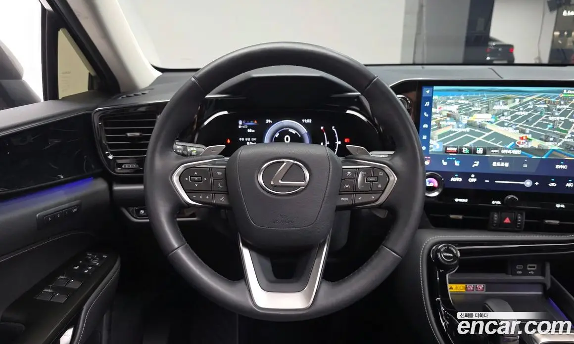 Lexus NX 2024 2.5 автомат (гидро), фото 17 Lexus NX 2024 2.5 автомат (гидро), фото 17