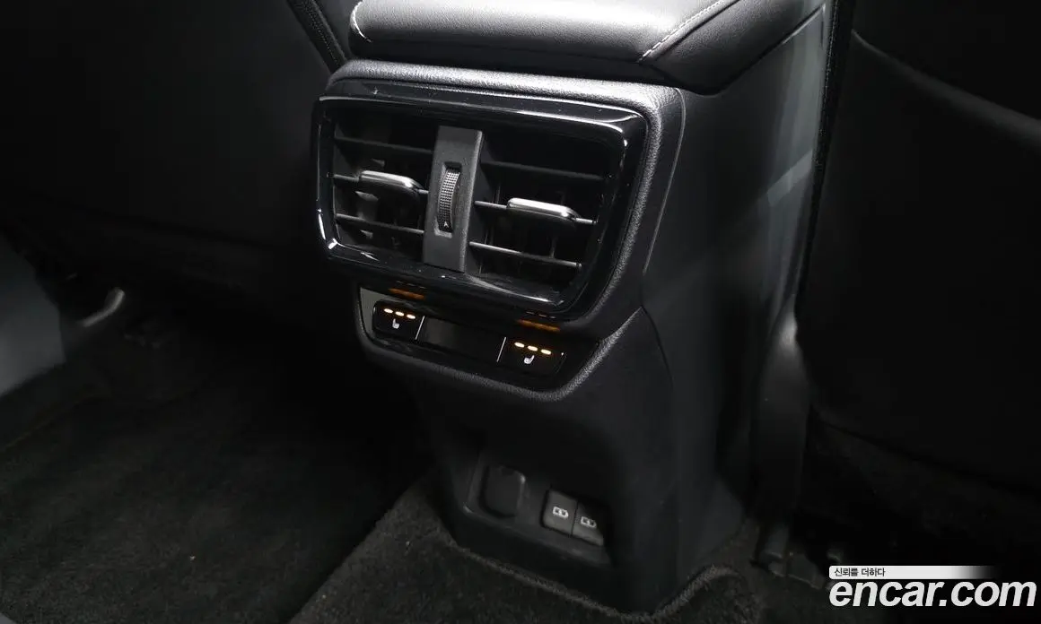 Lexus NX 2024 2.5 автомат (гидро), фото 30 Lexus NX 2024 2.5 автомат (гидро), фото 30