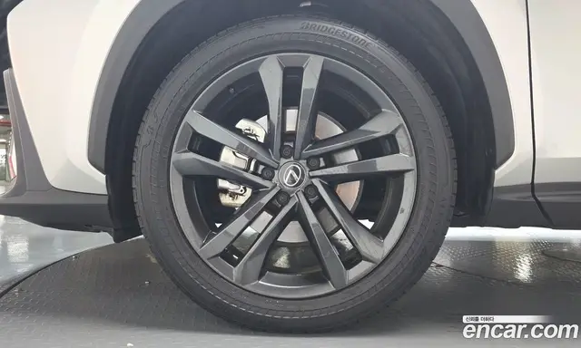 Lexus NX 2024 2.5 автомат (гидро), миниатюра 4 Lexus NX 2024 2.5 автомат (гидро), миниатюра 4