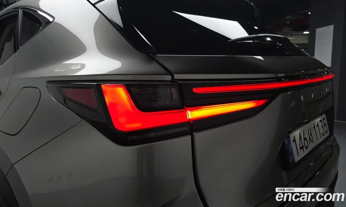 Lexus NX 2024 2.5 автомат (гидро), фото 8 Lexus NX 2024 2.5 автомат (гидро), фото 8