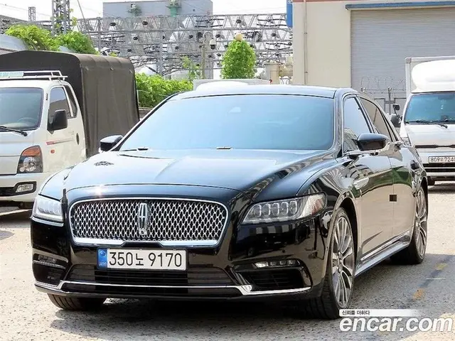 Lincoln Continental 2017 3.0 автомат (гидро), миниатюра 2 Lincoln Continental 2017 3.0 автомат (гидро), миниатюра 2