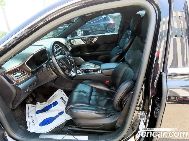 Lincoln Continental 2017 3.0 автомат (гидро), миниатюра 5 Lincoln Continental 2017 3.0 автомат (гидро), миниатюра 5
