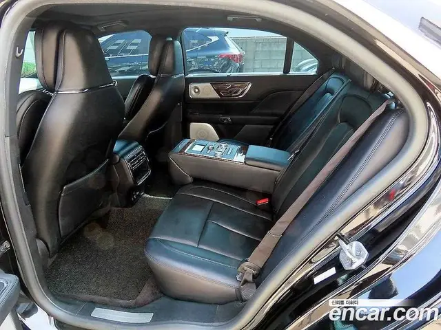 Lincoln Continental 2017 3.0 автомат (гидро), миниатюра 6 Lincoln Continental 2017 3.0 автомат (гидро), миниатюра 6
