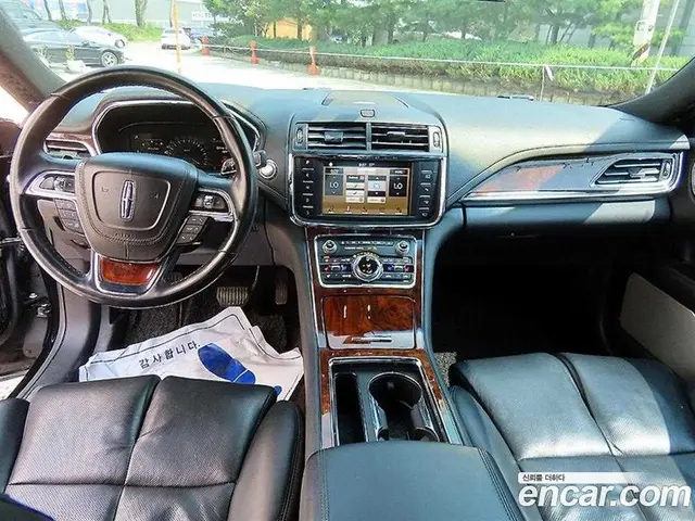Lincoln Continental 2017 3.0 автомат (гидро), миниатюра 7 Lincoln Continental 2017 3.0 автомат (гидро), миниатюра 7