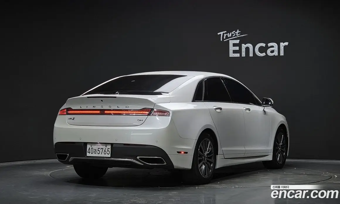 Lincoln MKZ 2019 2.0 автомат (гидро), фото 2 Lincoln MKZ 2019 2.0 автомат (гидро), фото 2