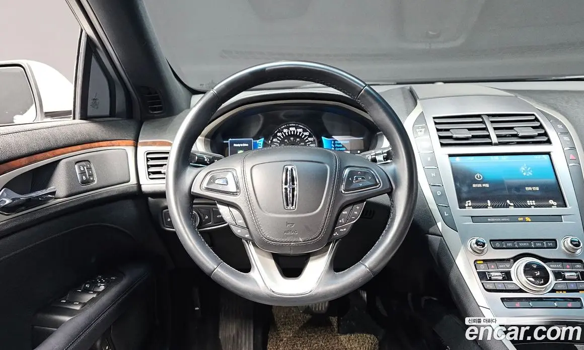 Lincoln MKZ 2019 2.0 автомат (гидро), фото 18 Lincoln MKZ 2019 2.0 автомат (гидро), фото 18