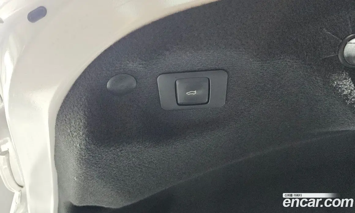 Lincoln MKZ 2019 2.0 автомат (гидро), фото 24 Lincoln MKZ 2019 2.0 автомат (гидро), фото 24