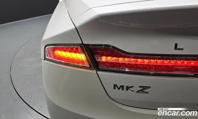 Lincoln MKZ 2019 2.0 автомат (гидро), миниатюра 9 Lincoln MKZ 2019 2.0 автомат (гидро), миниатюра 9