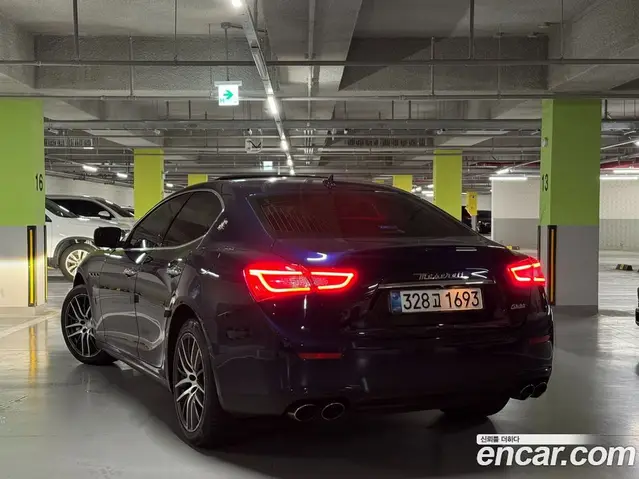 Maserati Ghibli 2016 3.0 автомат (гидро), миниатюра 2