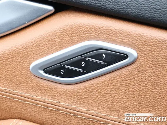 Maserati Levante 2019 3.0 автомат (гидро), миниатюра 12