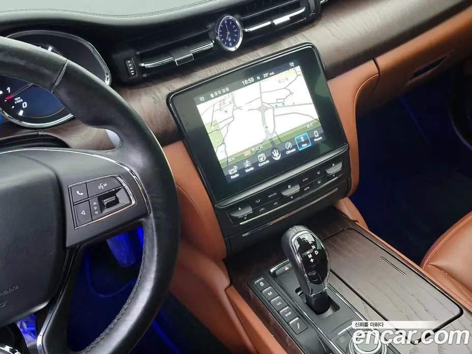 Maserati Quattroporte 2017 3.0 автомат (гидро), фото 14 Maserati Quattroporte 2017 3.0 автомат (гидро), фото 14