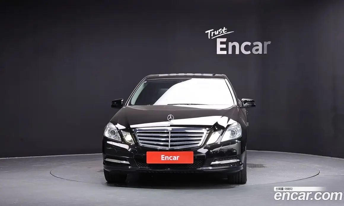 Mercedes-Benz E-Class 2011 1.8 автомат (гидро), фото 3