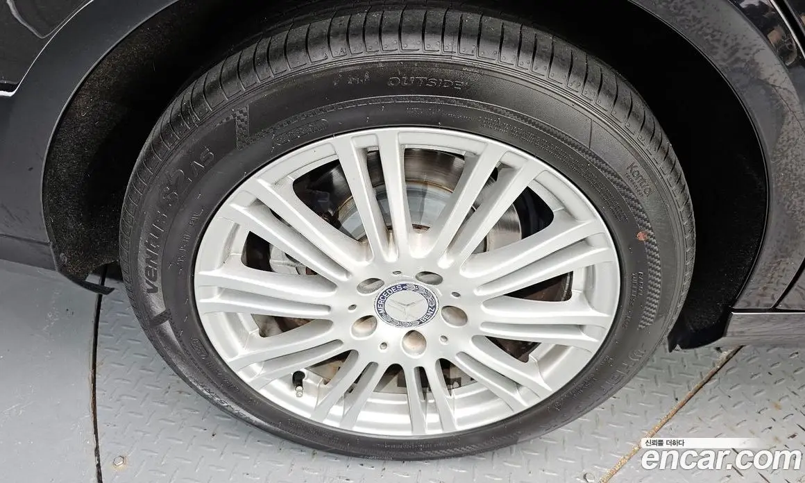 Mercedes-Benz E-Class 2011 1.8 автомат (гидро), фото 5