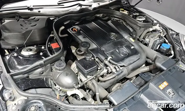 Mercedes-Benz E-Class 2011 1.8 автомат (гидро), миниатюра 6