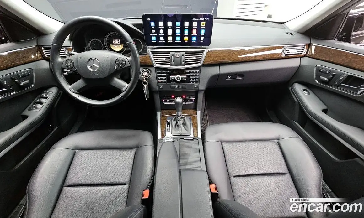 Mercedes-Benz E-Class 2011 1.8 автомат (гидро), фото 7