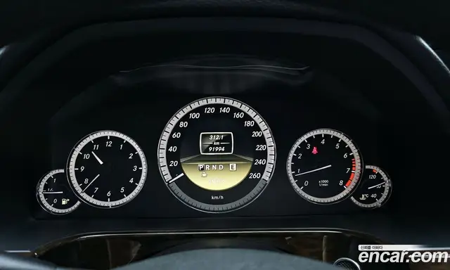 Mercedes-Benz E-Class 2011 1.8 автомат (гидро), миниатюра 8