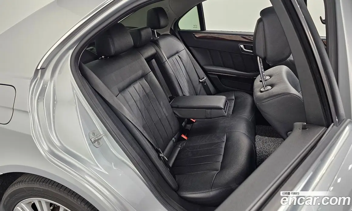 Mercedes-Benz E-Class 2012 3.5 автомат (гидро), фото 11 Mercedes-Benz E-Class 2012 3.5 автомат (гидро), фото 11