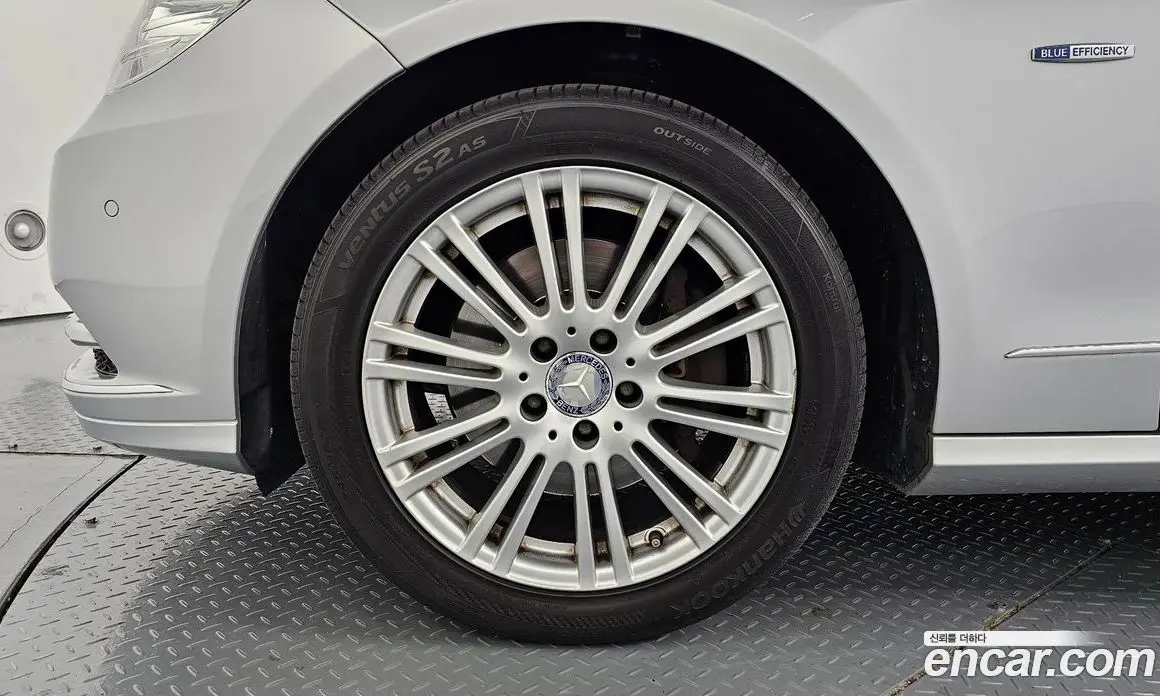 Mercedes-Benz E-Class 2012 3.5 автомат (гидро), фото 5 Mercedes-Benz E-Class 2012 3.5 автомат (гидро), фото 5