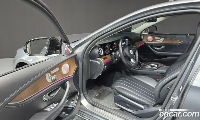 Mercedes-Benz E-Class 2017 1.9 автомат (гидро), миниатюра 10 Mercedes-Benz E-Class 2017 1.9 автомат (гидро), миниатюра 10